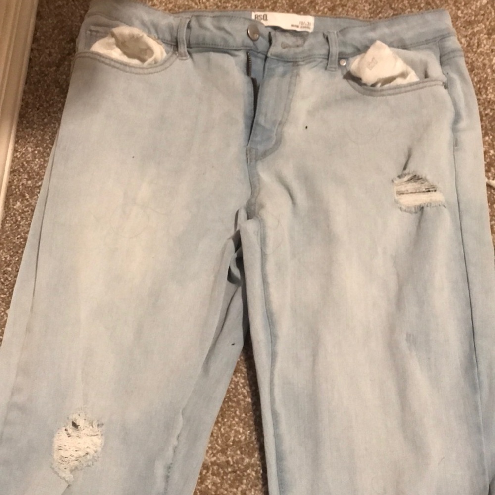 Light wash skater pants